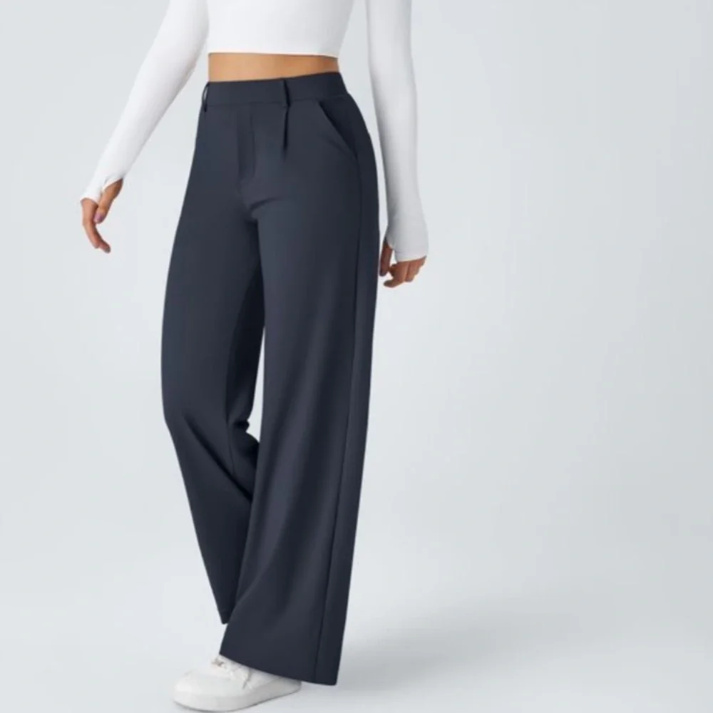 Halara High Waisted Side Pocket Straight Leg Work Pants - Picture 4 of 8